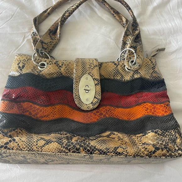 Snakeskin leather handbag - Picture 6 of 9